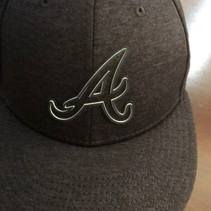 NWOT Atlanta Braves ball cap
